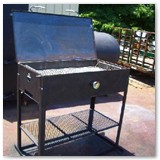 Heavy duty charcoal grills
(Available on or off trailer)